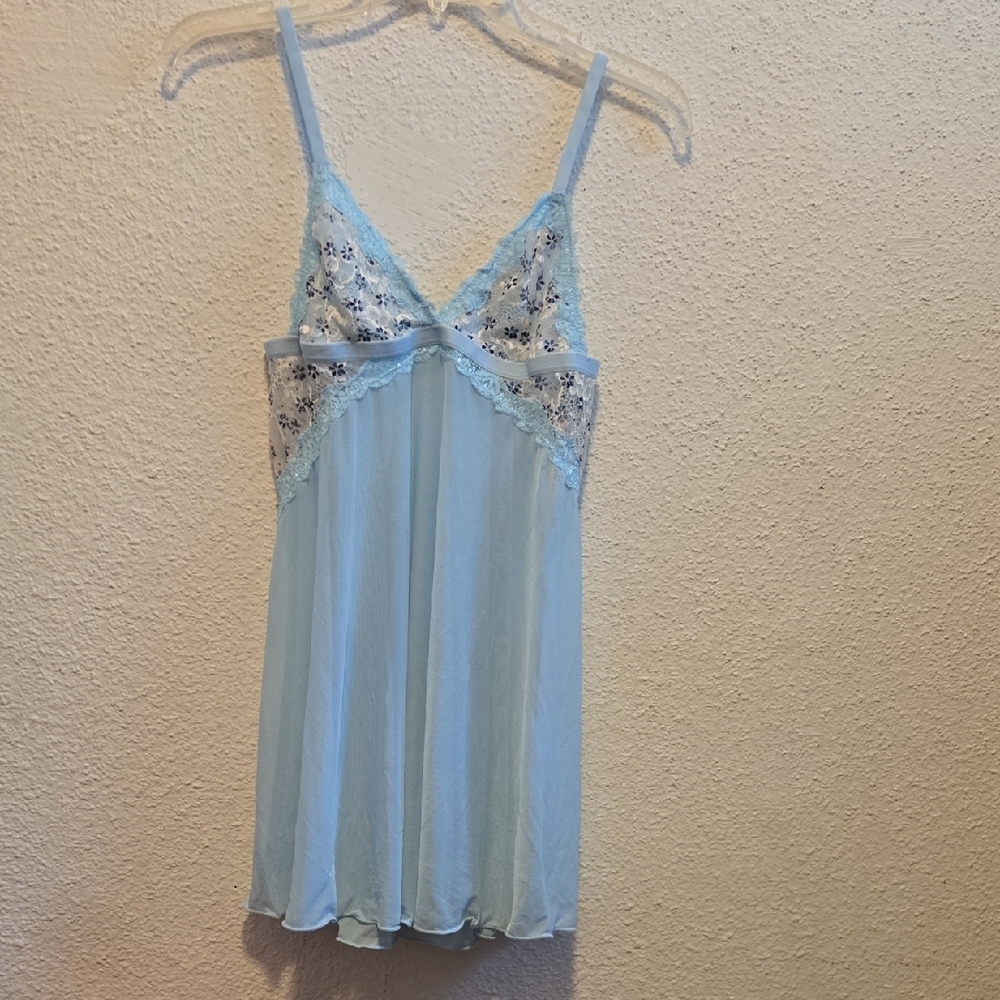 B10 Light Blue Lace Trim Nightgown Sz Lg